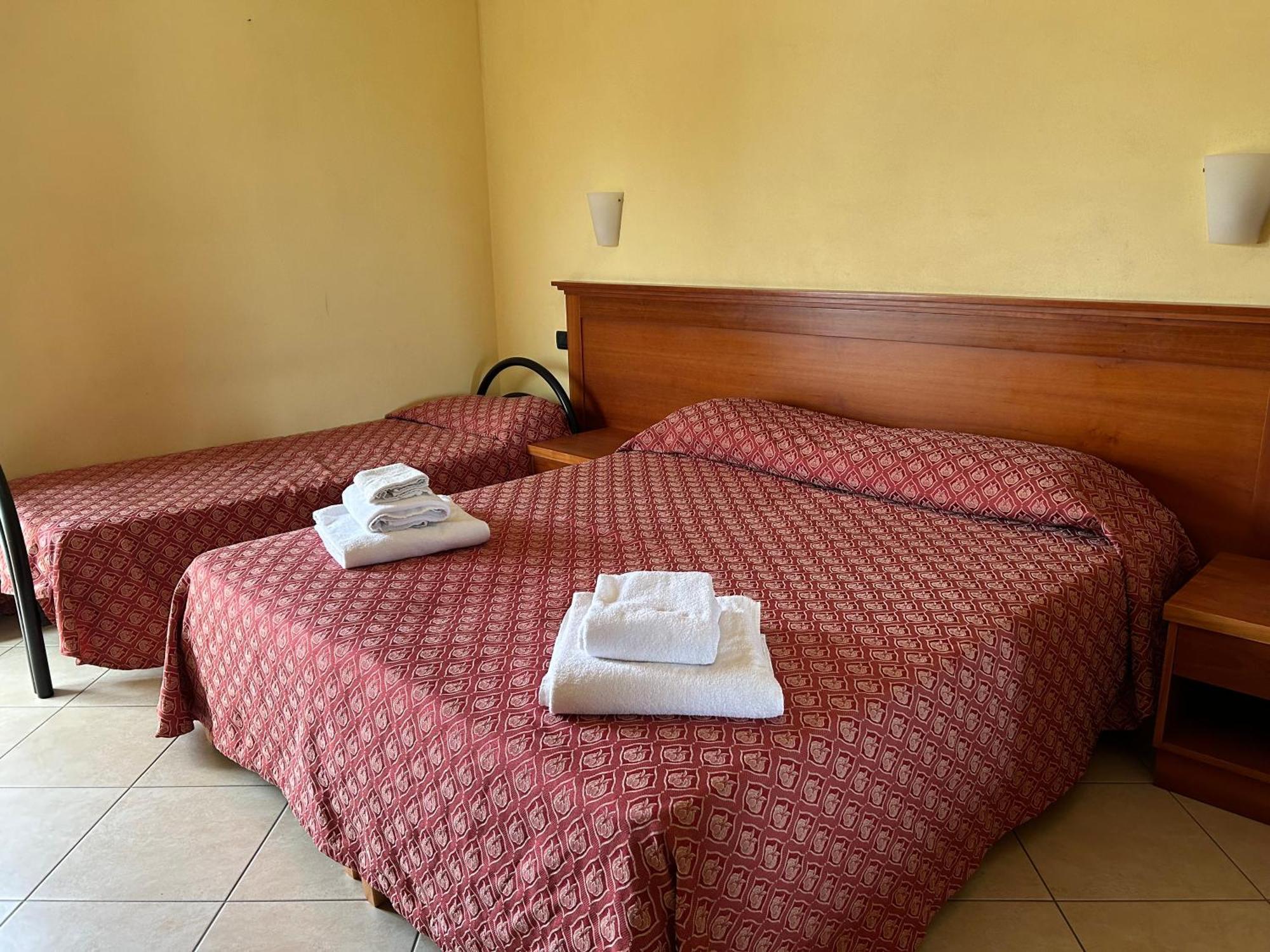 Costa Doro - Hotel Салве Екстериор снимка
