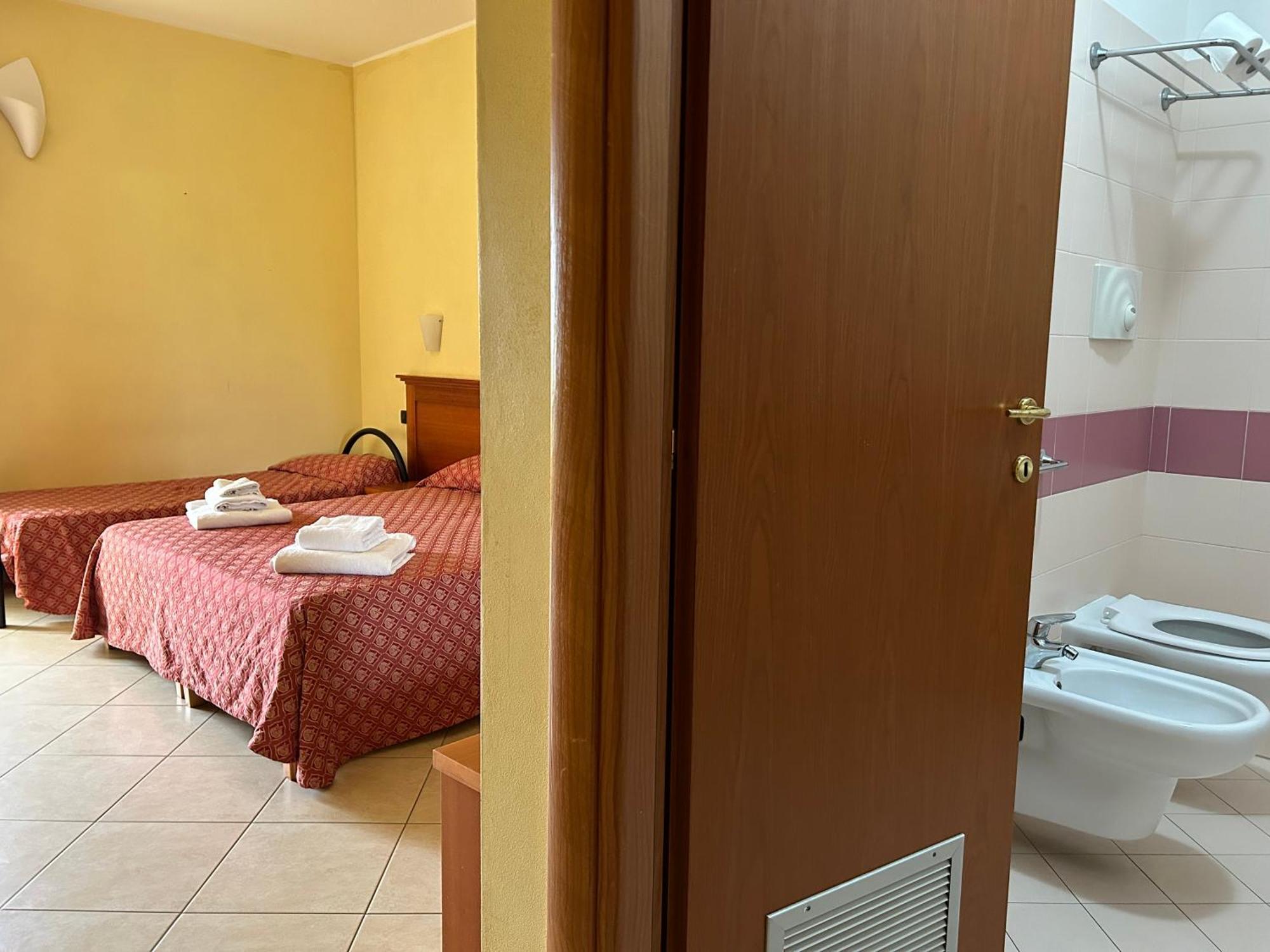 Costa Doro - Hotel Салве Екстериор снимка