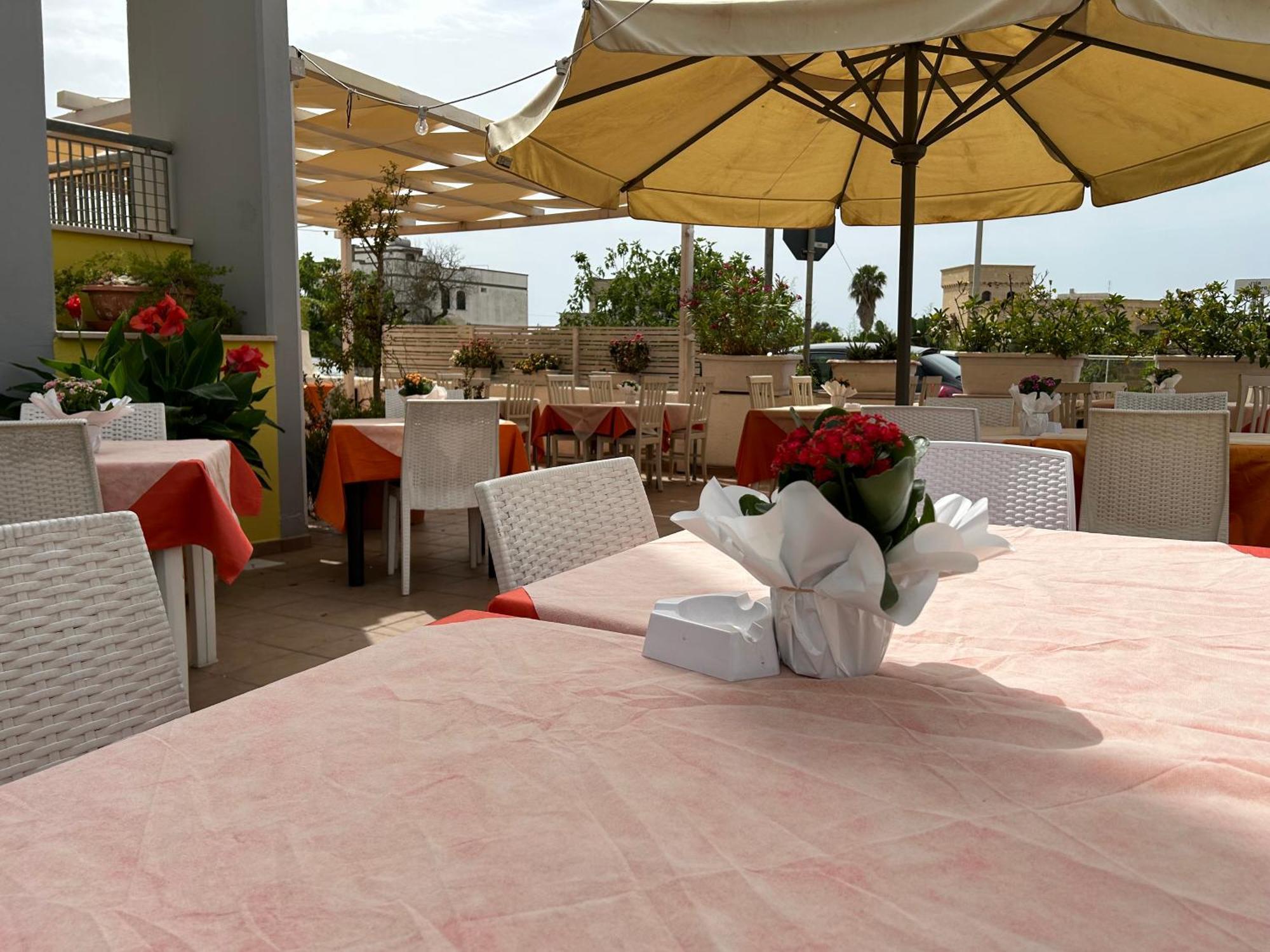 Costa Doro - Hotel Салве Екстериор снимка