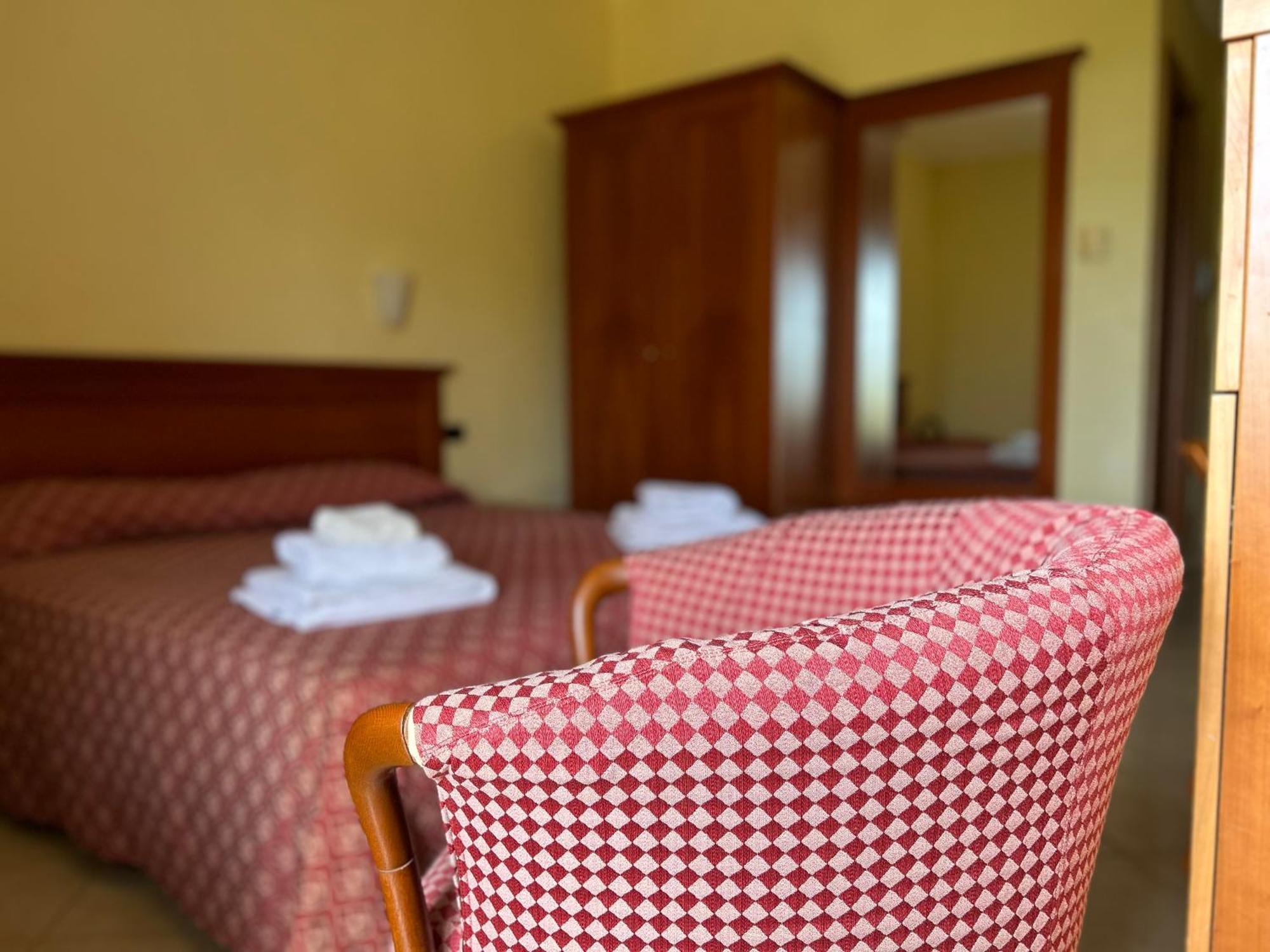 Costa Doro - Hotel Салве Екстериор снимка