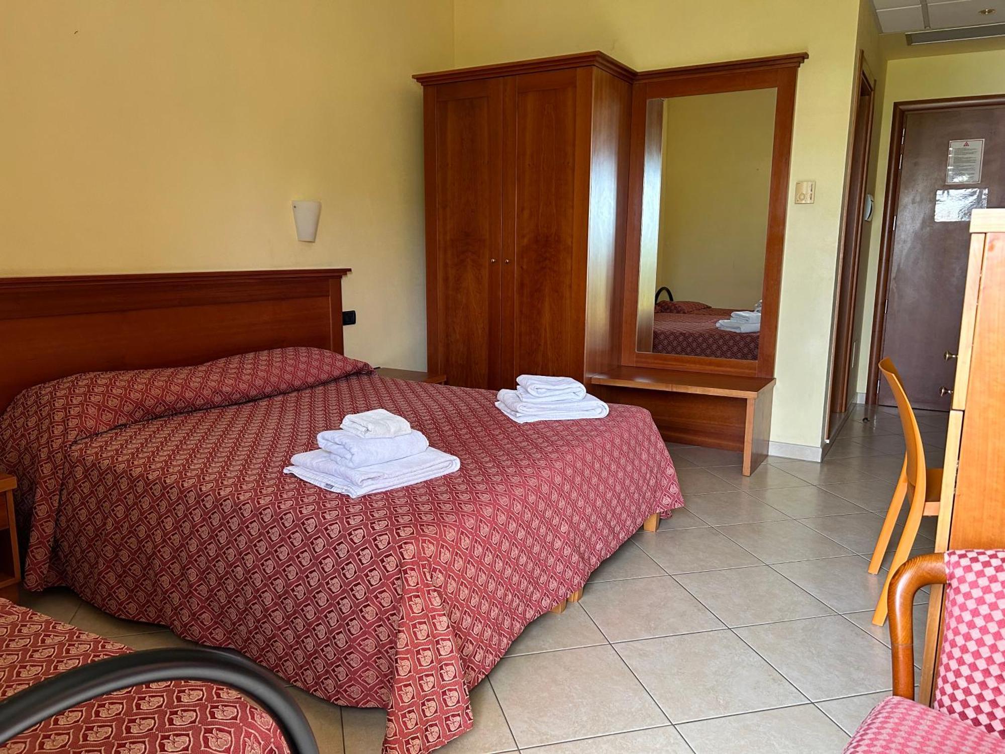 Costa Doro - Hotel Салве Екстериор снимка
